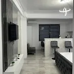 Grey Lägenhet *
