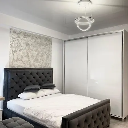 Grey Apartman Năvodari